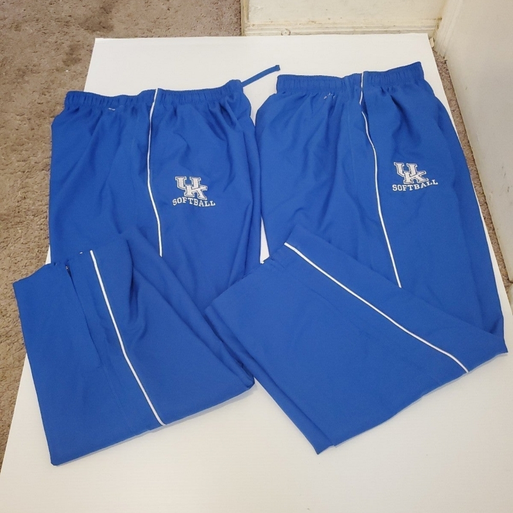 LOTS OF 2PACK UNIVERSITY OF KENTUCKY WILDCATS SOFTBALL SPORTSWEAR SWEAT PANTS